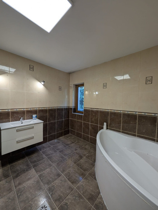 Apartament 4 camere | De vânzare | Calea Turzii | Decomandat