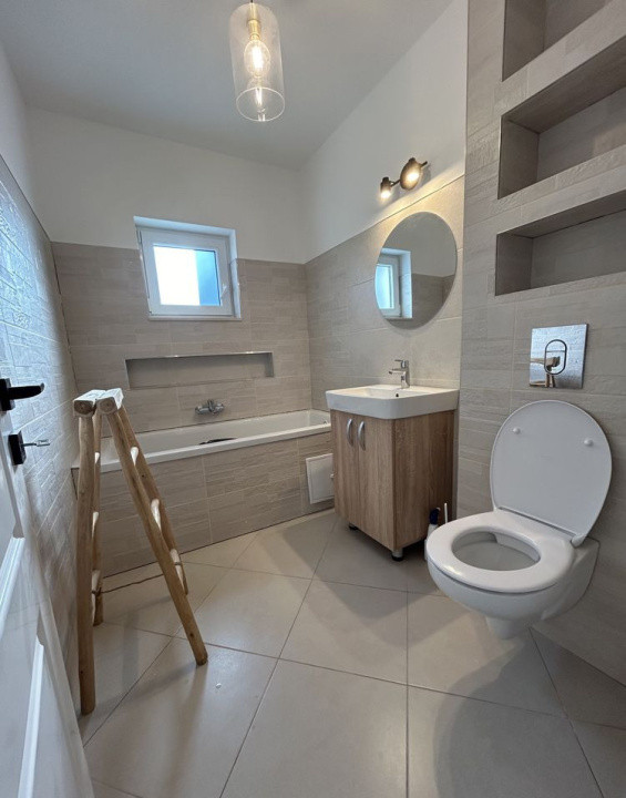 Apartament 3 Camere 70 Mp | Floresti  | Zona Teilor |