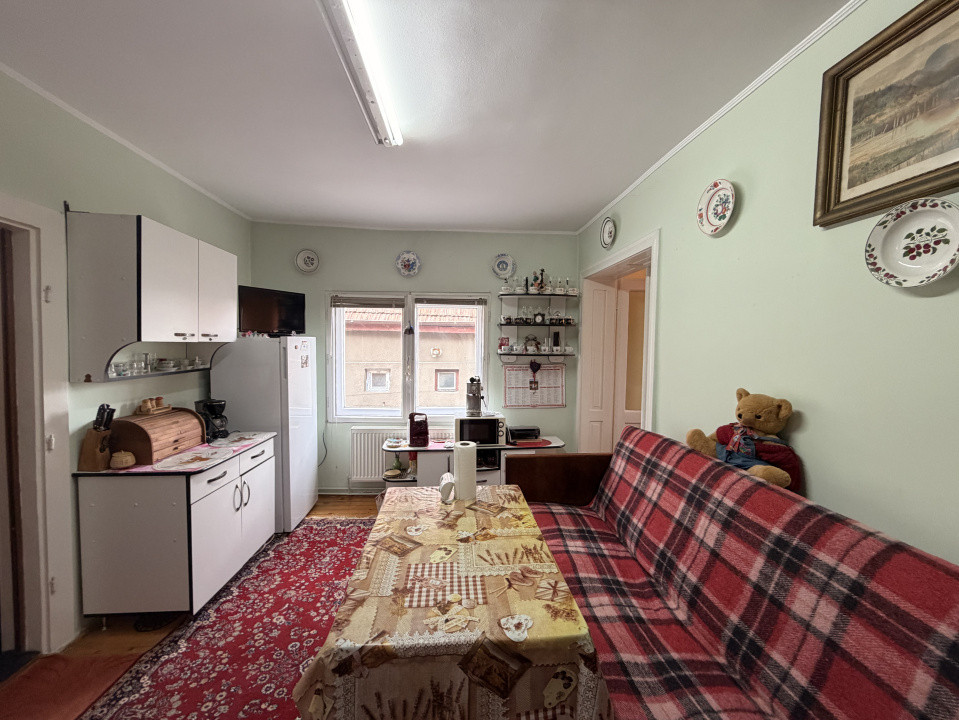 Casa individuala 130mp | TEREN 475mp | Dambul Rotund zona DOINEI