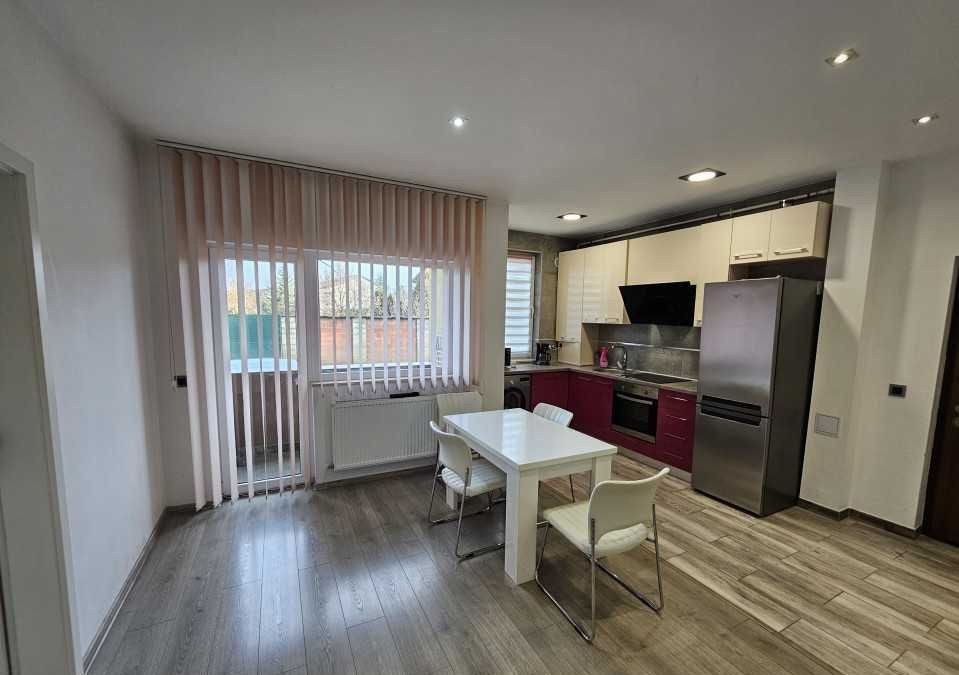Inchiriez Apartament| 3 camere | Zona Terra, Florești