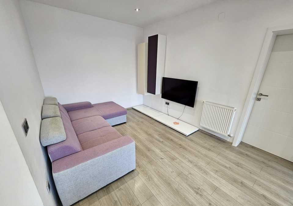 Inchiriez Apartament| 3 camere | Zona Terra, Florești