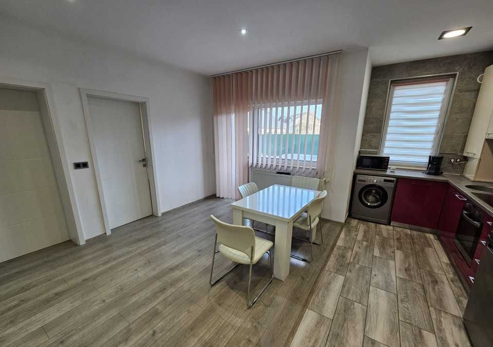 Inchiriez Apartament| 3 camere | Zona Terra, Florești