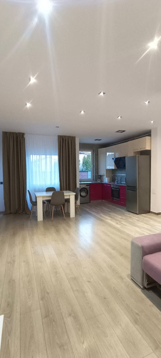 Inchiriez Apartament| 3 camere | Zona Terra, Florești