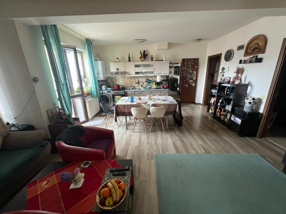 | Apartament 3 Camere | Parcare | Zona Terra-Sesul de sus |