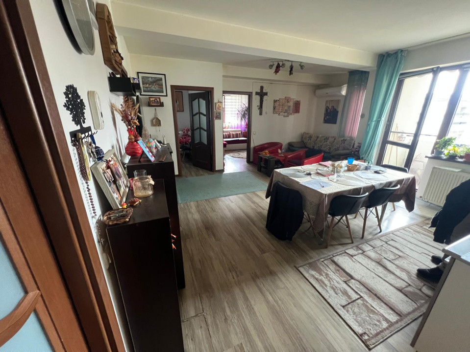 | Apartament 3 Camere | Parcare | Zona Terra-Sesul de sus |