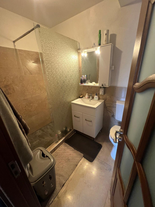 | Apartament 3 Camere | Parcare | Zona Terra-Sesul de sus |