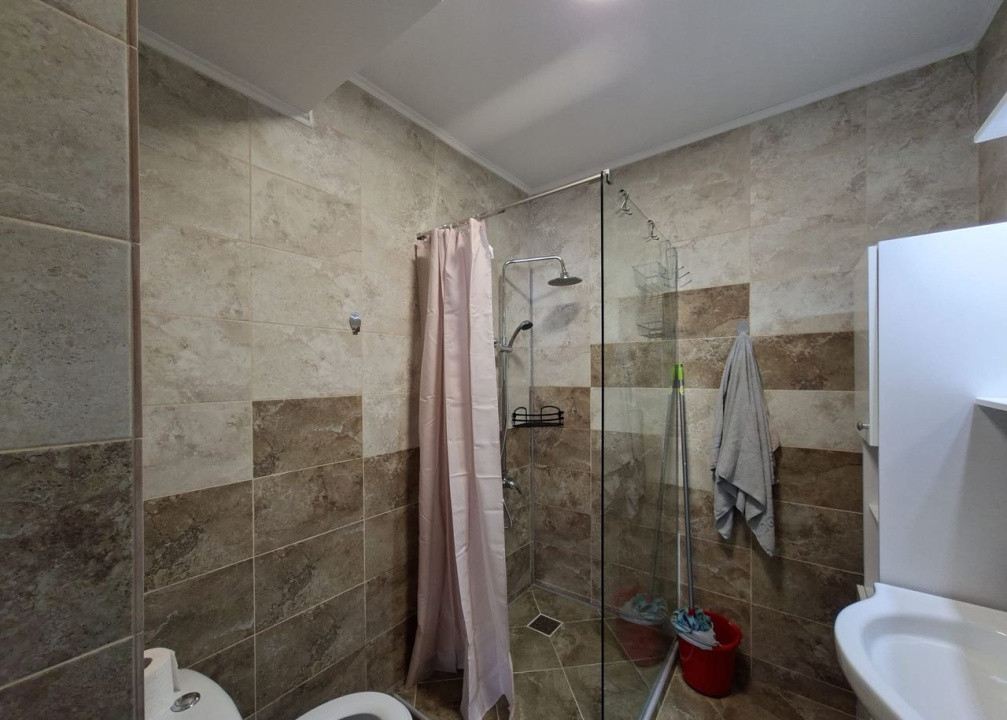 De închiriat | Apartament spațios | Str. Abatorului