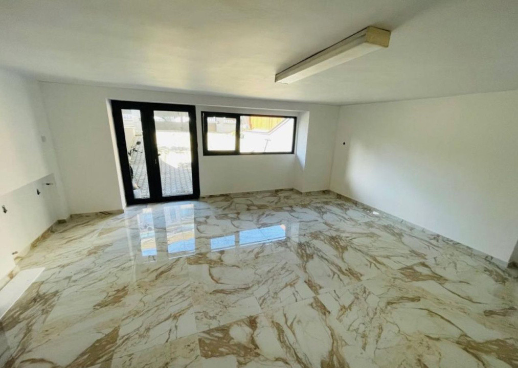 Spațiu comercial / birouri de închiriat | Zona Platinia