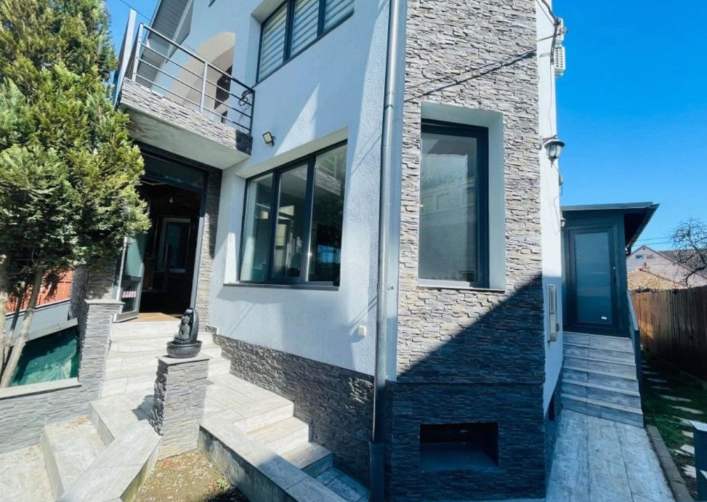 Spațiu comercial / birouri de închiriat | Zona Platinia