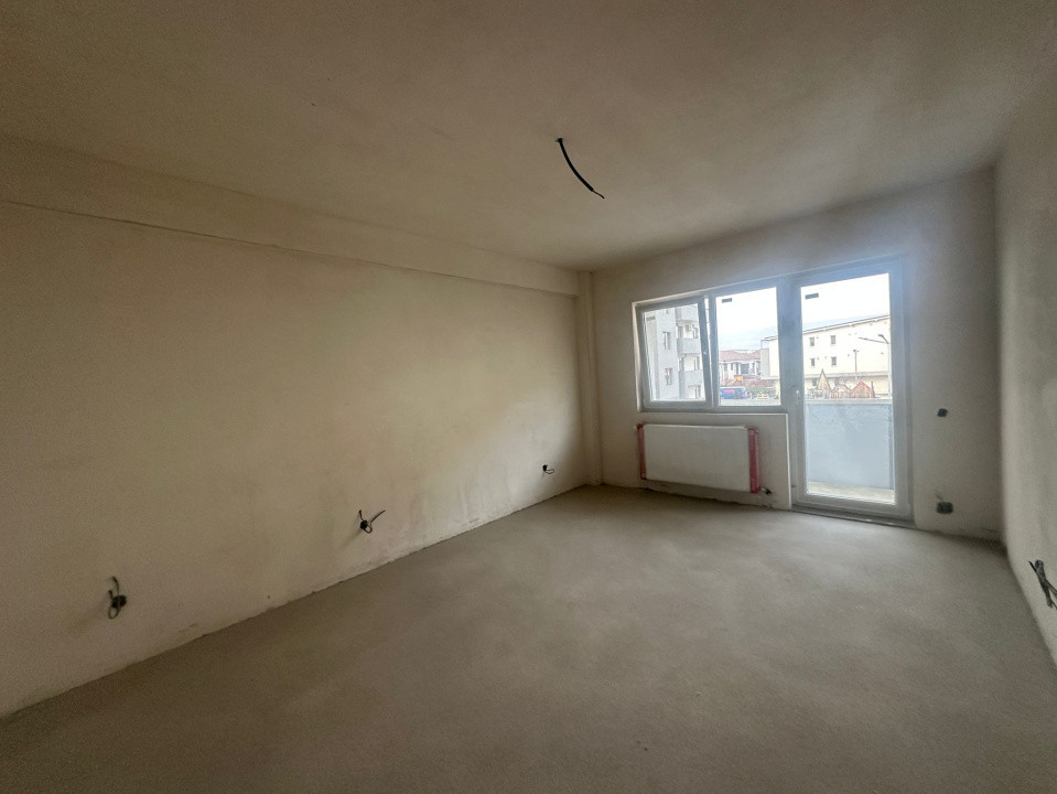 Apartament decomandat l 37 mp utili l balcon l bloc nou l Urusagului 