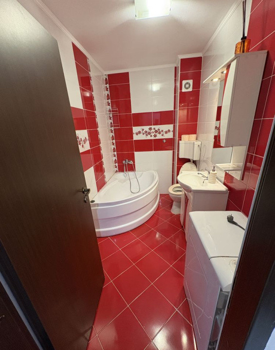 Apartament 3 camere de închiriat | Șesul de Sus, Florești | 2 parcări 