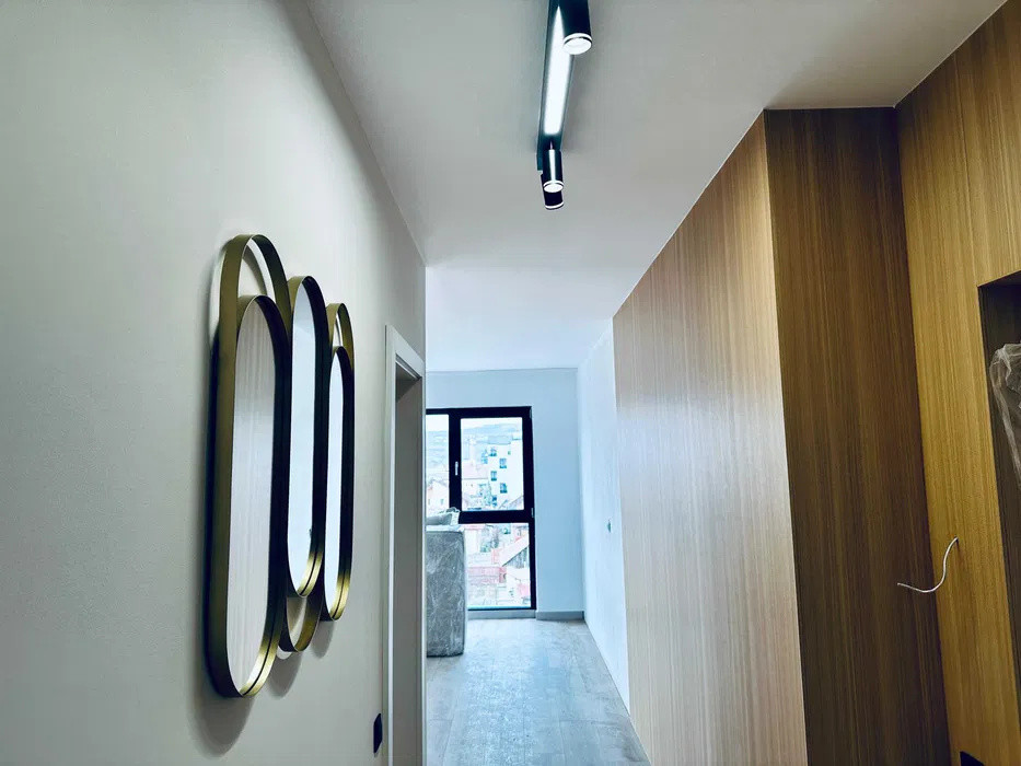 Apartament modern l decomandat l 2 camere l parcare l Intre Lacuri 