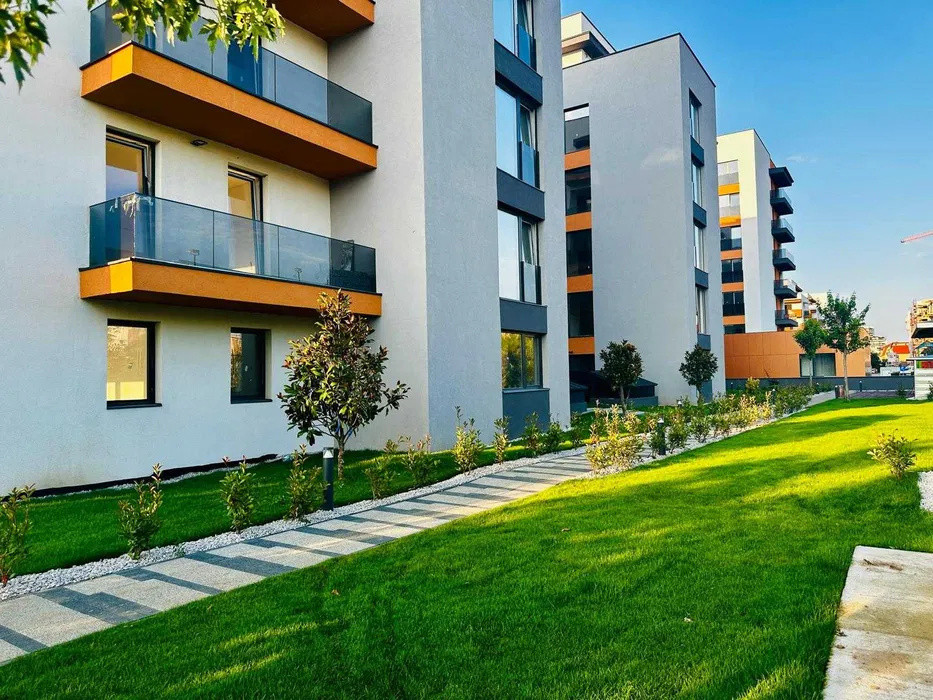 Apartament modern l decomandat l 2 camere l parcare l Intre Lacuri 