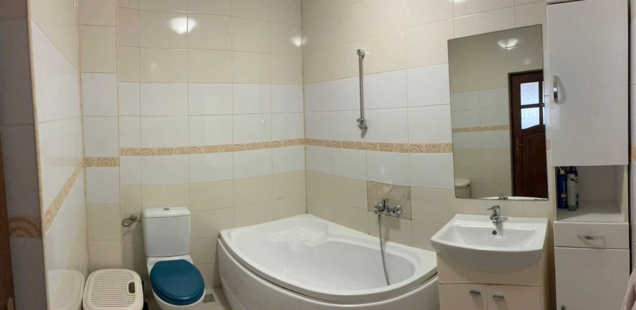 Apartament 3 camere 71 mp | Zona Florilor | Parcare