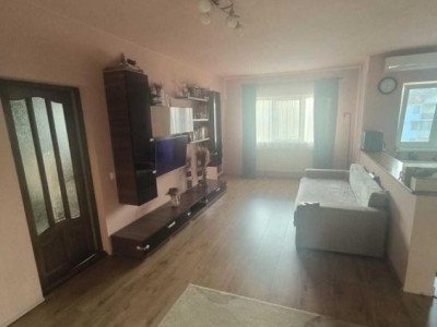 Apartament 3 camere 71 mp | Zona Florilor | Parcare