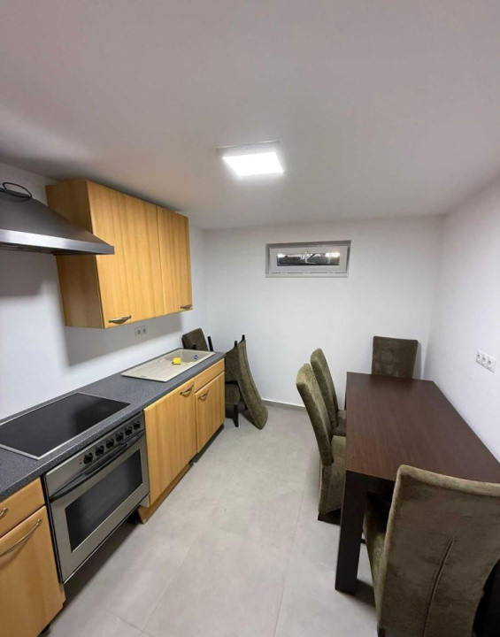 | Imobil 3 camere 52mp | Parcare | Zona Teilor |