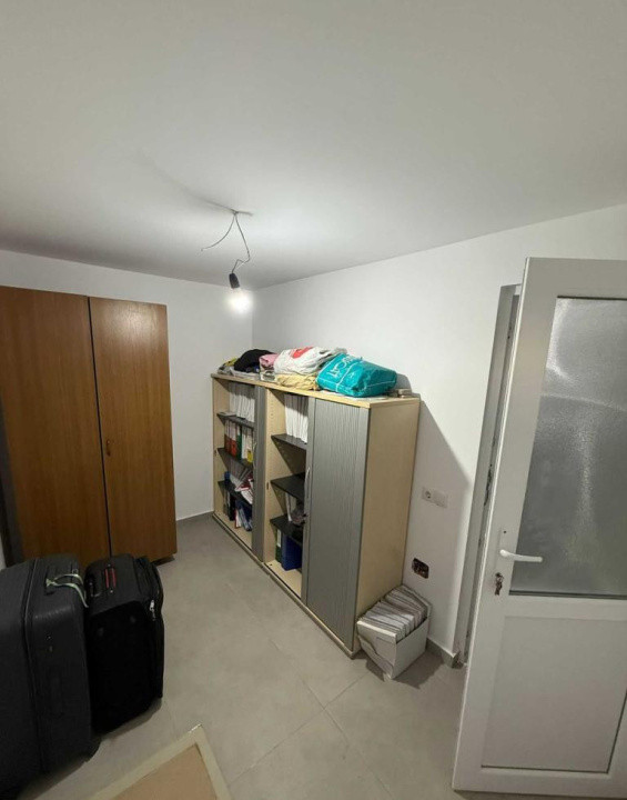 | Imobil 3 camere 52mp | Parcare | Zona Teilor |