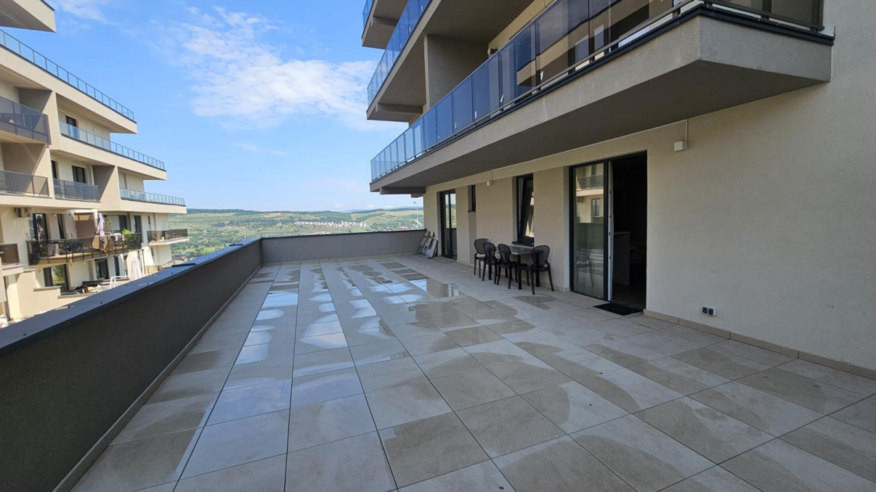 Apartaement modern l 3 camere l 2 bai l terasa 82 mp l 2 parcari l VIVO