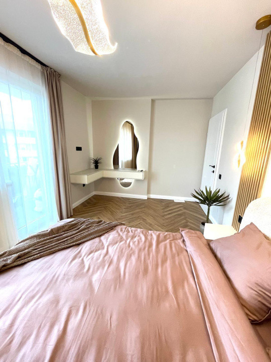 Apartament modern l 3 camere l 2 bai l la cheie l parcare l Cetatii