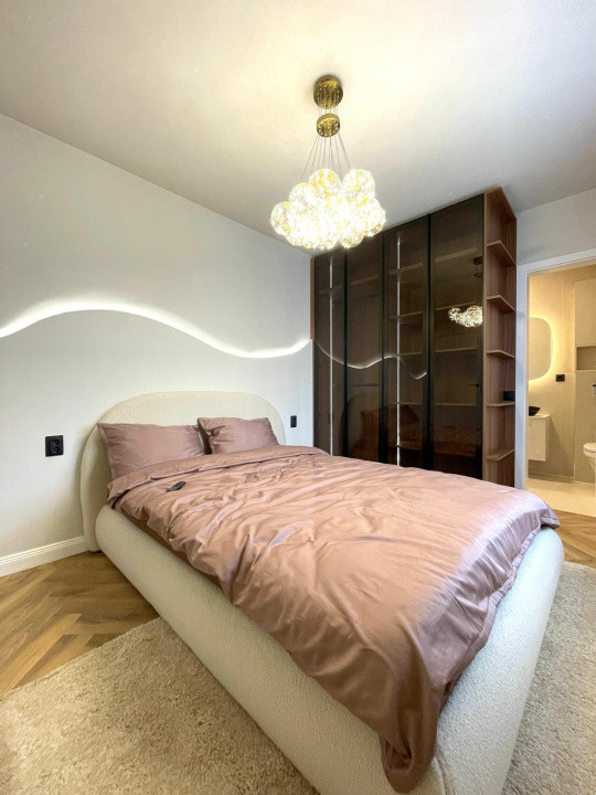 Apartament modern l 3 camere l 2 bai l la cheie l parcare l Cetatii