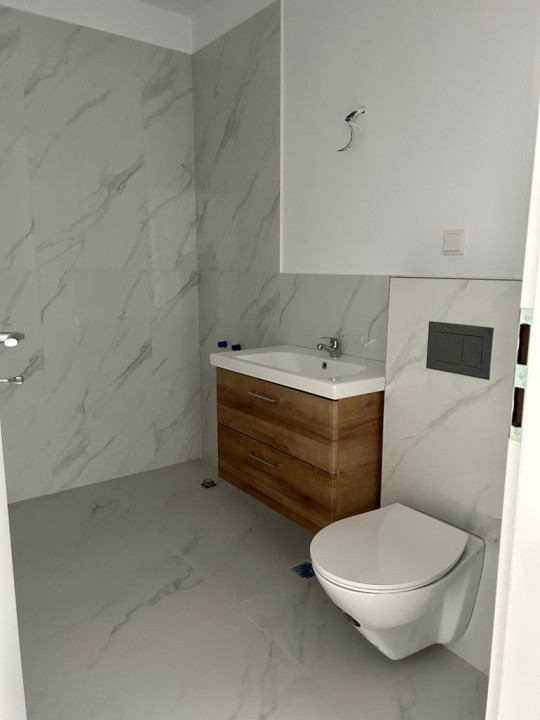 | Apartament  3 Camere 67 Mp | Finisat | Florești Strada Teilor |