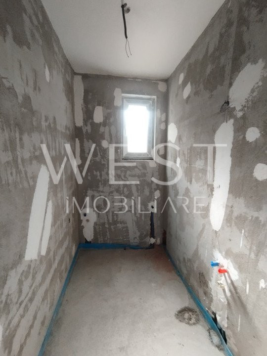 Apartament 1 cam 35mp+5mp balcon! Semifinisat! Bloc nou! Zona Teilor!