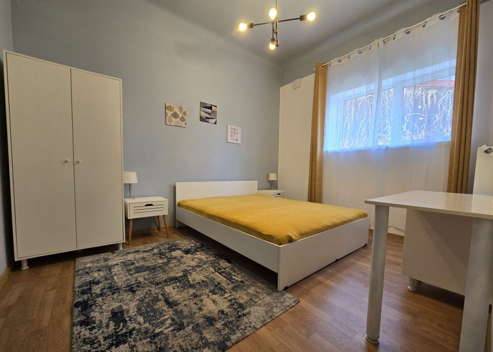 Apartament 2 Camere | De Închiriat | Str. Caracal | Zonă Semicentrală