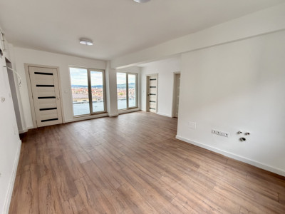 Ap 2 cam TIP POENTHOUSE 48mp UTIL + 37mp TERASA | FINISAT | Sub Cetate