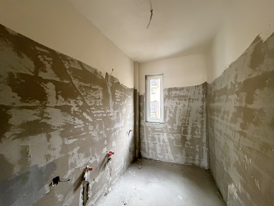 Ap 3 cam TIP PENTHOUSE | 61mp + 21mp terasa | Str. SUB CETATE 