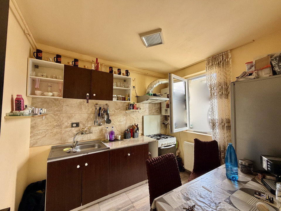 Apartament tip STUDIO | Str. Cetatii | Zona ROKA | Etaj intermediar