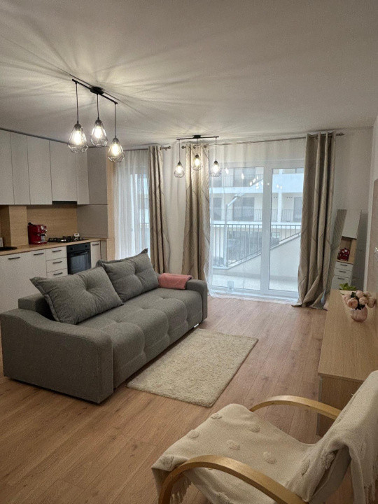 Apartament 3 camere l bloc nou l parcare l Eroilor 