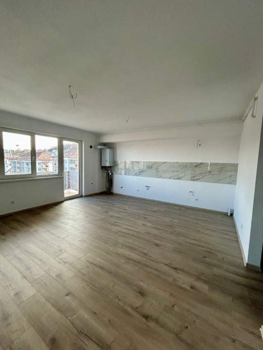 | Apartament  2 Camere 53 Mp | Finisat | Florești Strada Teilor |