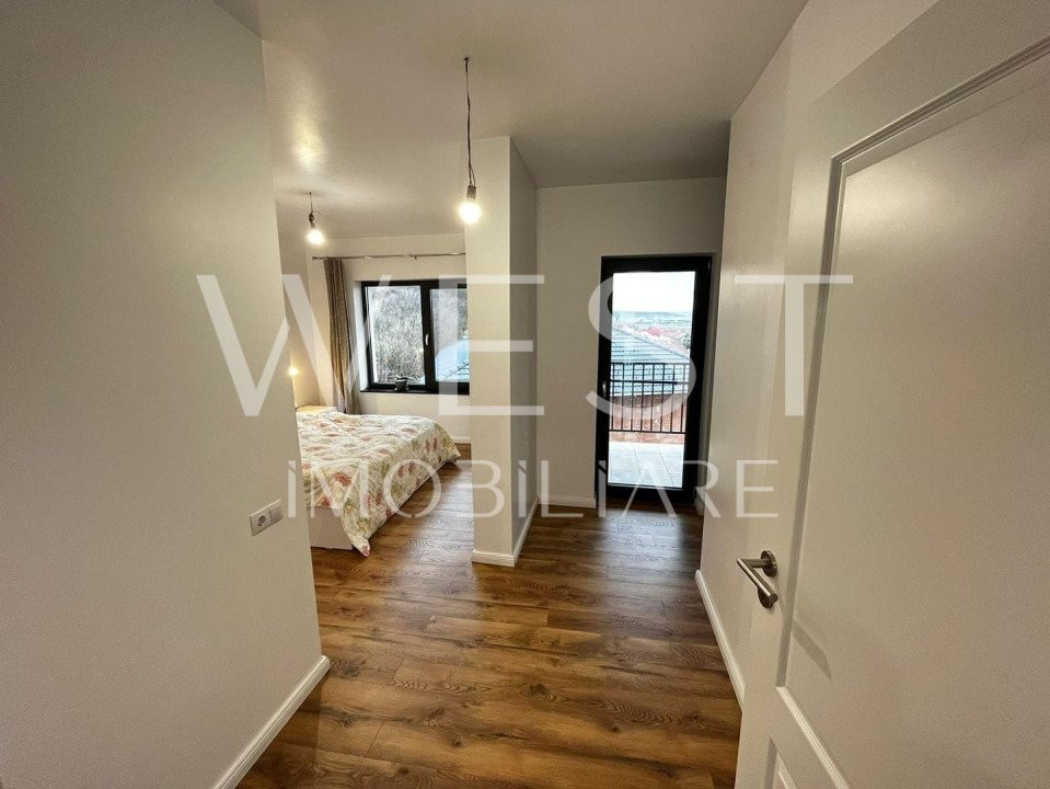 Casa de lux P+E, 300mp! Teren 600mp! Garaj! Zona Aerodromul Dezmir!