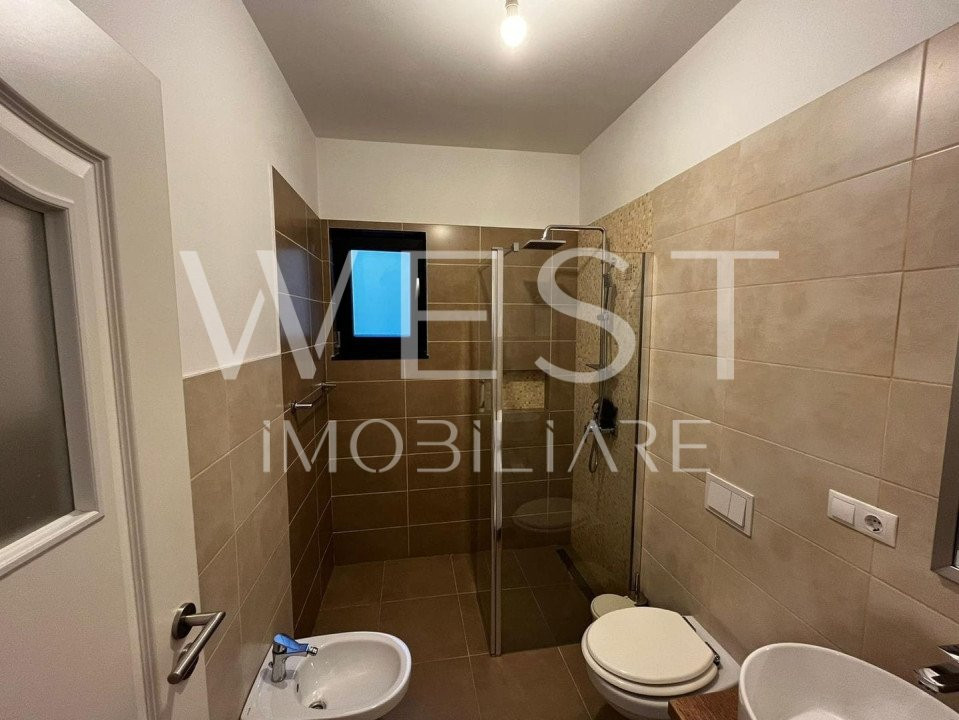 Casa de lux P+E, 300mp! Teren 600mp! Garaj! Zona Aerodromul Dezmir!