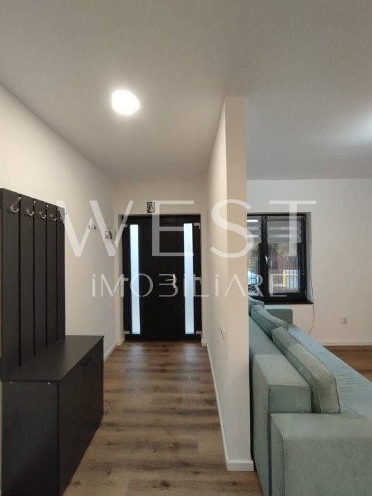 Casa de lux P+E, 300mp! Teren 600mp! Garaj! Zona Aerodromul Dezmir!