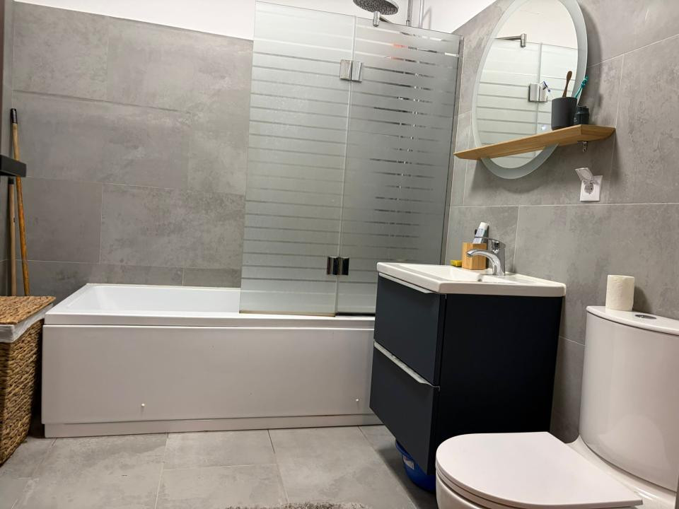 Apartament 3 camere l la cheie l terasa l parcare l Sesul de Sus 