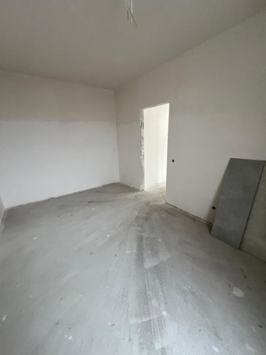 | Apartament 2 Camere 54 Mp | Floresti  | Zona Tineretului | Parcare |