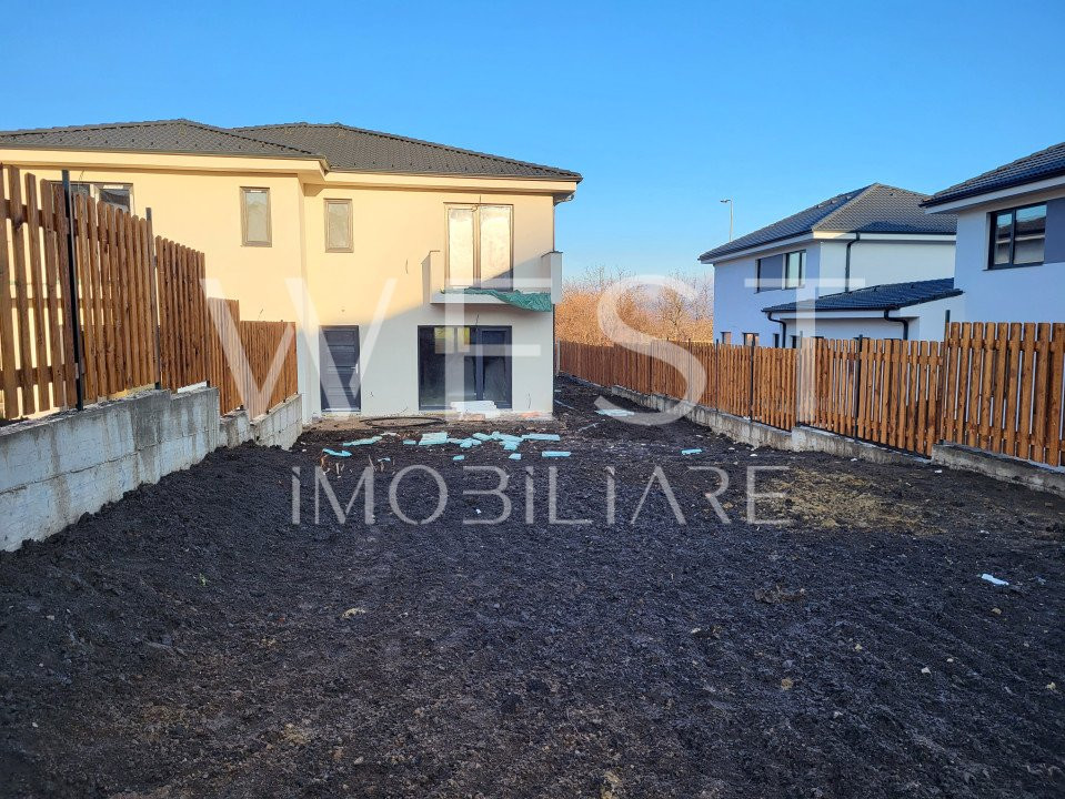 Duplex P+E, 120mp! Teren 400mp! Semifinisat! Loc. Dezmir!