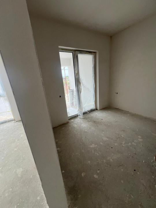| Apartament 1 Camere 37 Mp | Floresti  | Zona Tineretului | Parcare |