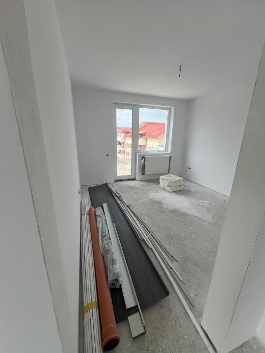 Apartament 3 camere+ 70mp Terasa str. Eroilor-Spartan Floresti