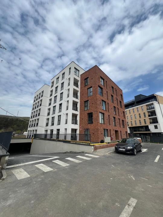 | Apartament 1 Camere 38 Mp | Floresti  | Zona Tineretului | Parcare |