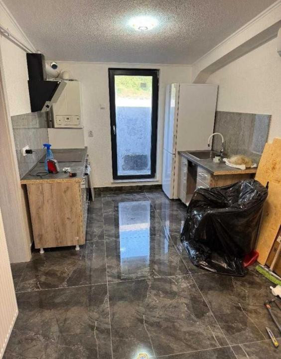 | Apartament 1 camera | 30 Mp | Terasa 8 Mp | Manastur | Parcare |