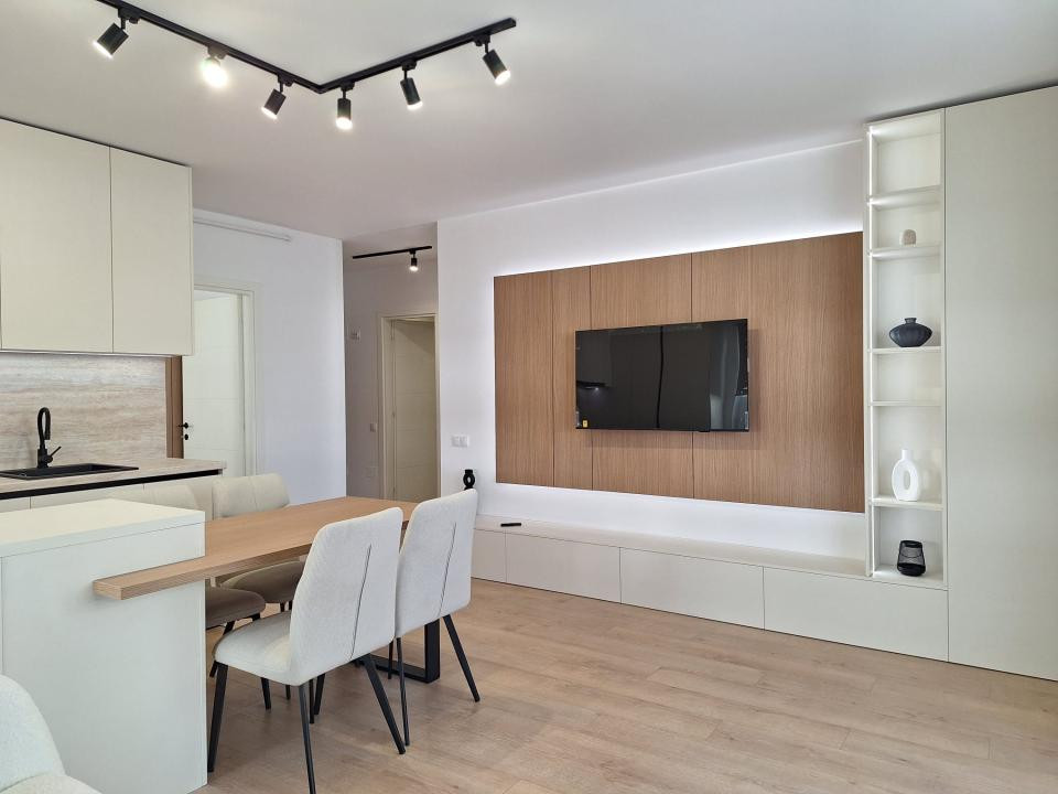 Apartament modern l la cheie l 3 camere l parcare l bloc nou l Eroilor