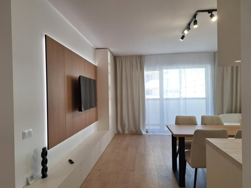 Apartament modern l la cheie l 3 camere l parcare l bloc nou l Eroilor