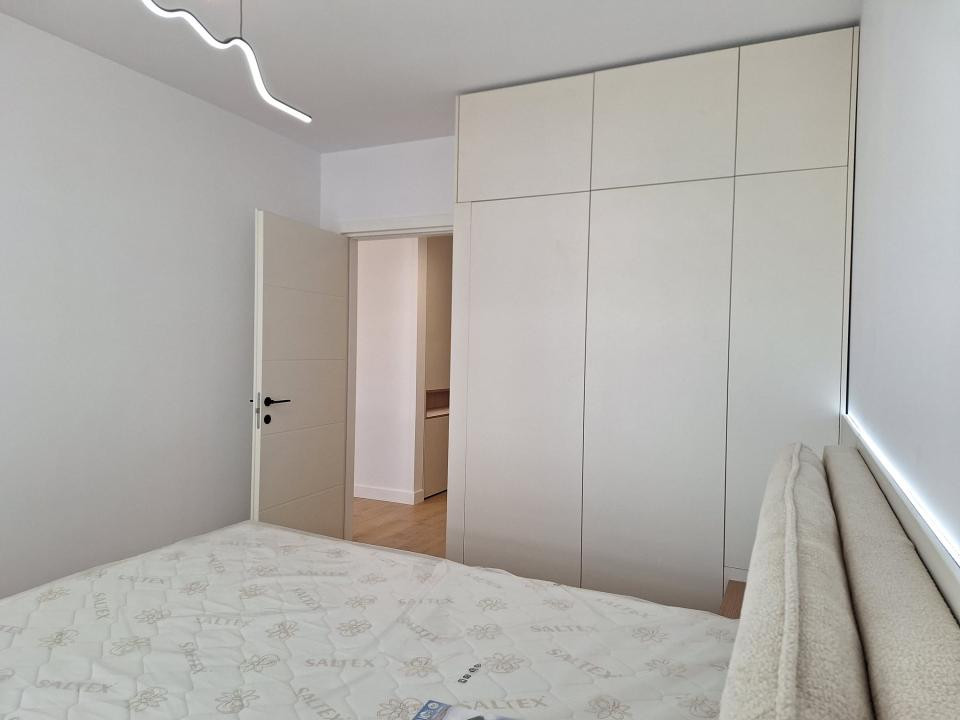 Apartament modern l la cheie l 3 camere l parcare l bloc nou l Eroilor