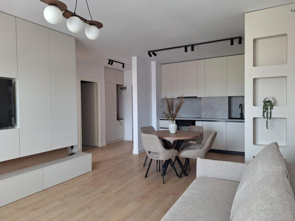 Apartament modern l la cheie l 2 camere l terasa l parcare l Eroilor