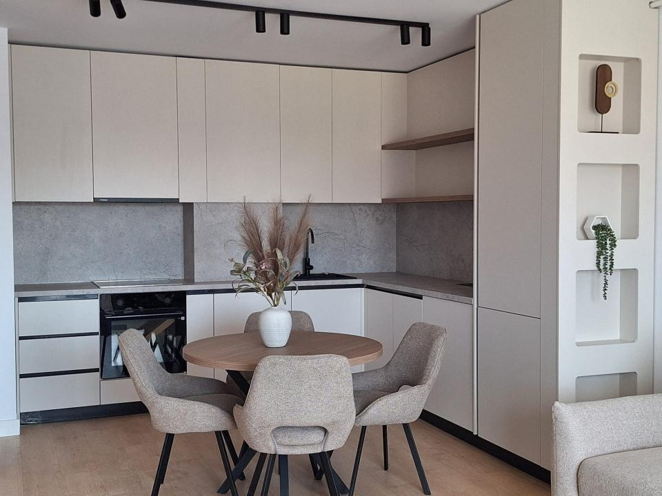 Apartament modern l la cheie l 2 camere l terasa l parcare l Eroilor
