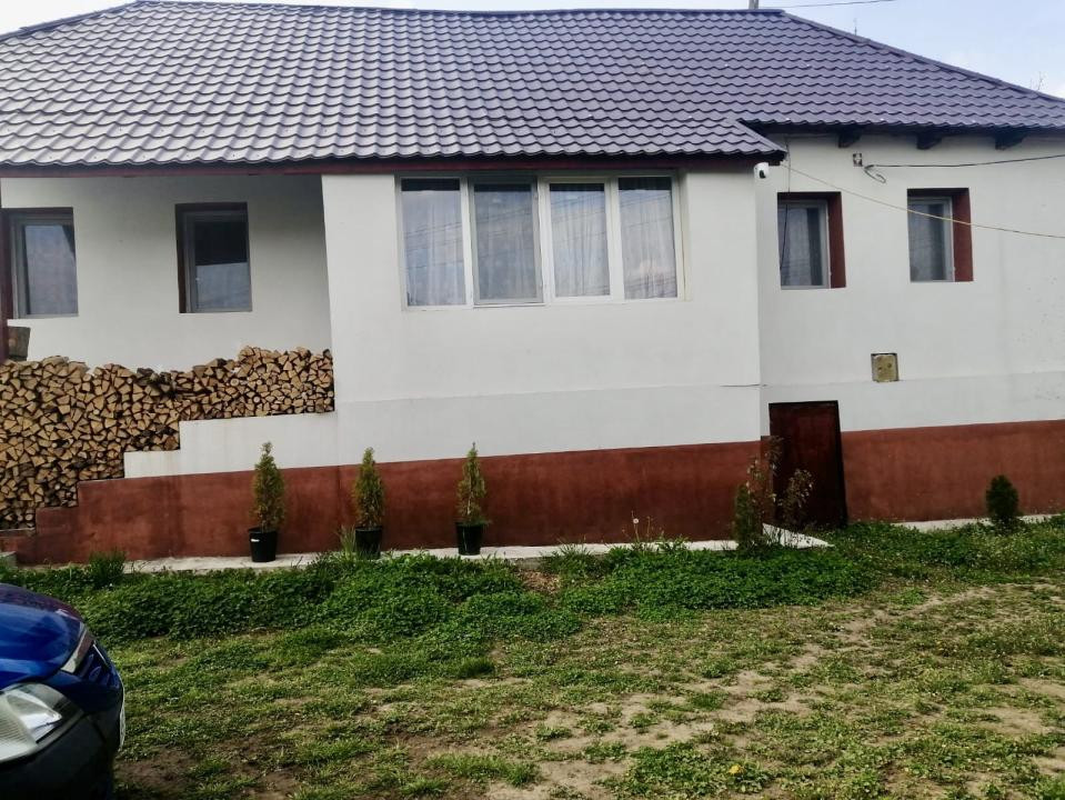 Casa RENOVATA INTEGRAL | CENTRUL SATULUI | 95mp UTIL | 900mp TEREN