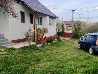 Casa RENOVATA INTEGRAL | CENTRUL SATULUI | 95mp UTIL | 900mp TEREN