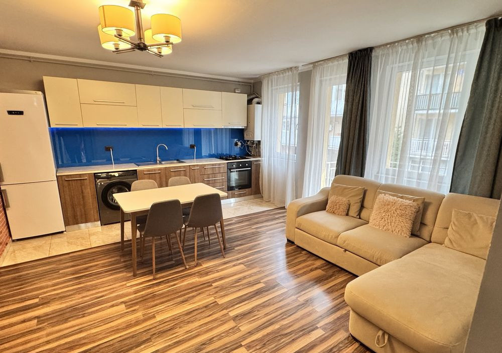 Apartament 3 Camere | 65 mp + Balcon 10 mp | Zona Eroilor | Parcare 